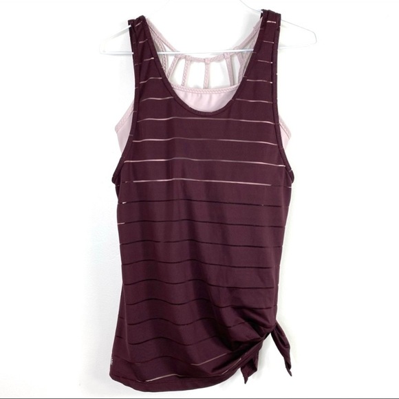ATHLETA Max Out Chi Support Tank In Burgundy - Picture 3 of 9